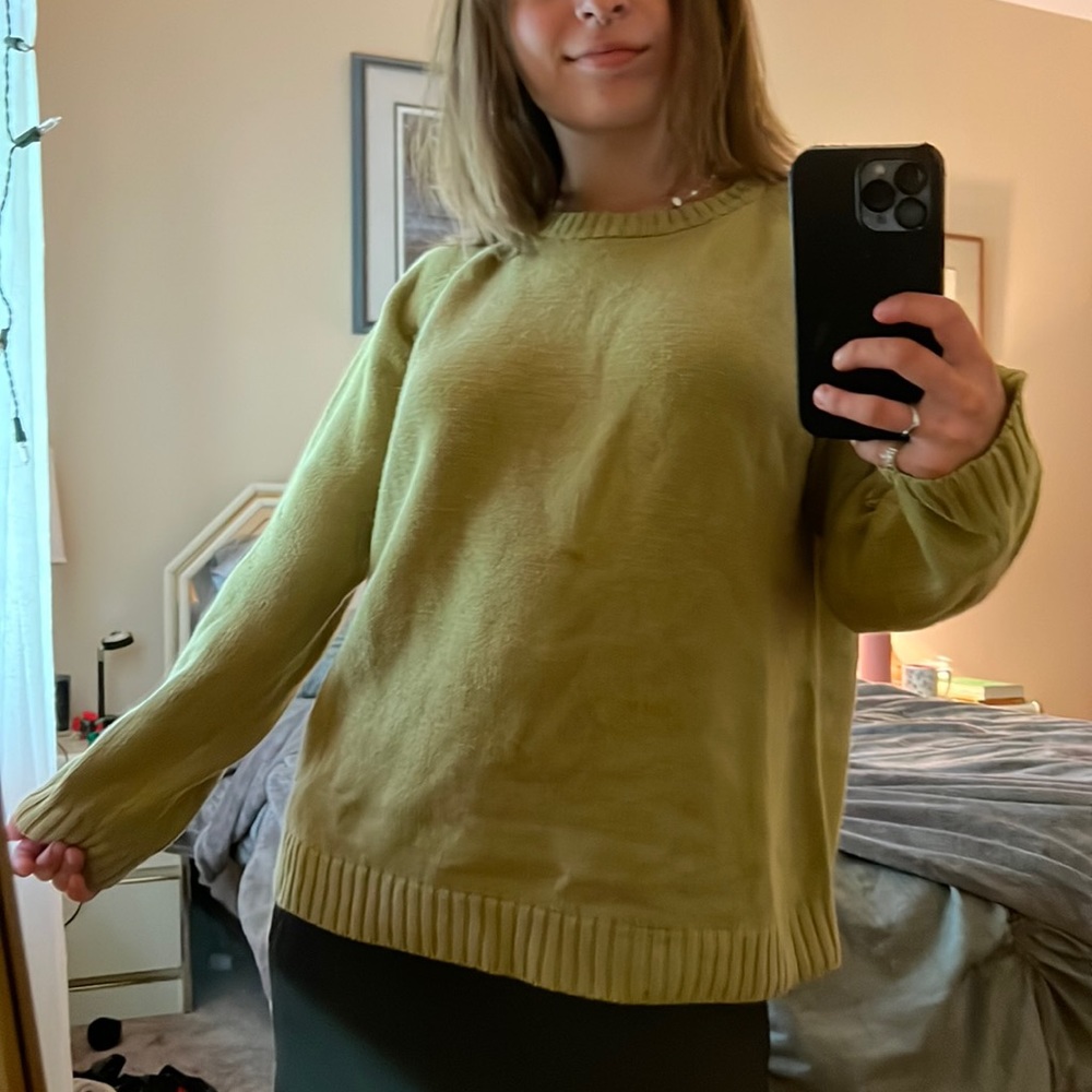 Thrifted Green Crewneck Sweater (large)